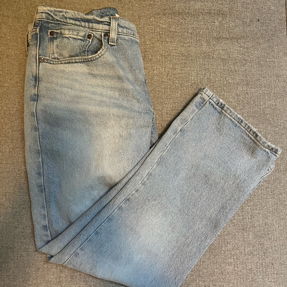 Levi’s Middy bootcut jeans